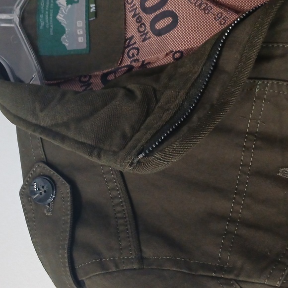 Men's Olive Jacket, Sz Medium,  pre-owned excellent conditions just like new - Picture 6 of 7